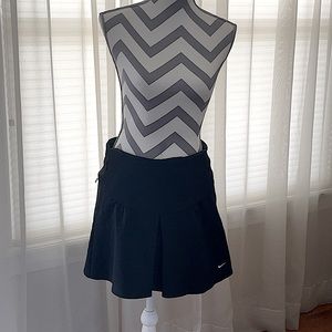 NikeGolf Tour Premium Skirt with removable shorts